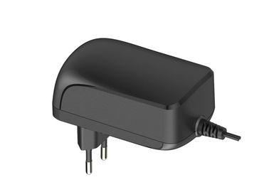 अच्छी कीमत कनेक्शन में प्लग के साथ 24V 1.5 ए 36W काला सार्वभौमिक एसी पावर एडाप्टर ऑनलाइन