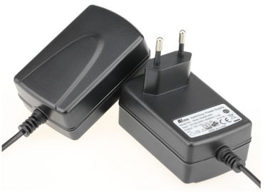 अच्छी कीमत इलेक्ट्रॉनिक उपकरणों के लिए 110V - 220V डेस्क एडाप्टर 3W - 300W ऑनलाइन